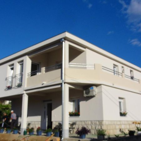 Apartments Cubela Beautiful Garden Trogir Eksteriør bilde